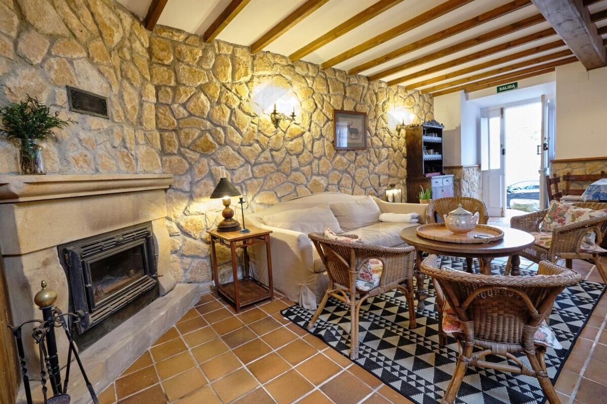 Casona Del Sol El Retorno I Apartment Lastres Bagian luar foto