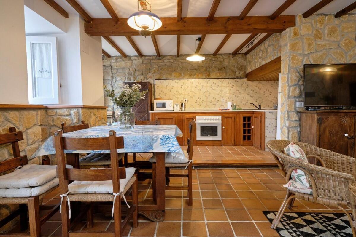 Casona Del Sol El Retorno I Apartment Lastres Bagian luar foto