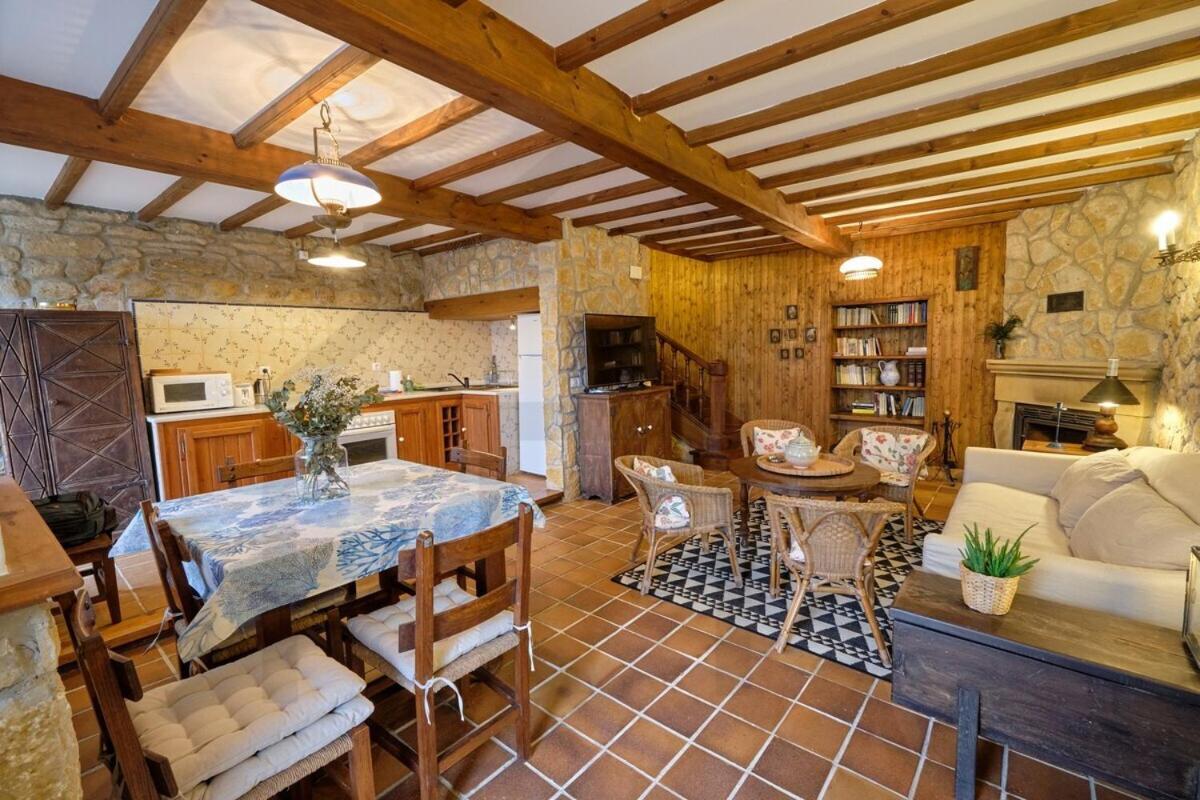 Casona Del Sol El Retorno I Apartment Lastres Bagian luar foto
